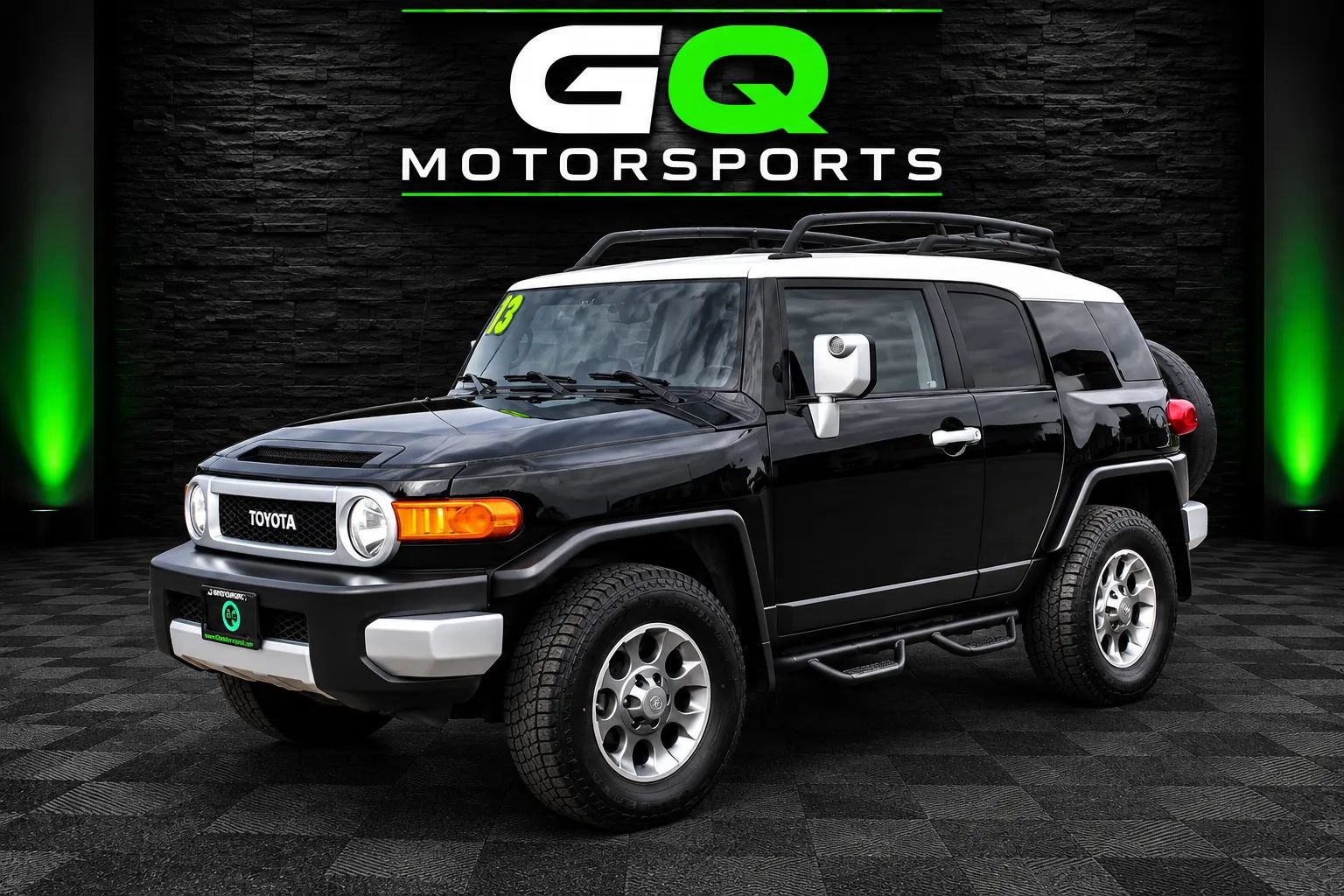 Used 2013 Toyota FJ Cruiser 4WD w/ Upgrade Pkg image 3