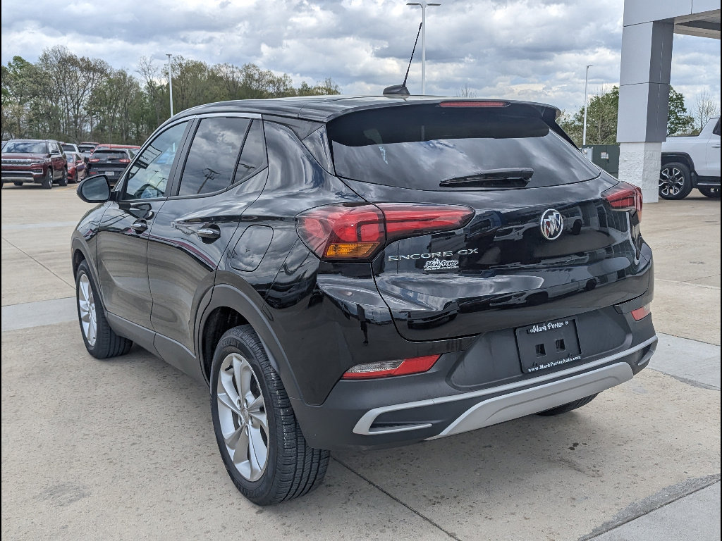 Used 2023 Buick Encore GX Preferred w/ Cold Weather Comfort Package FWD image 8