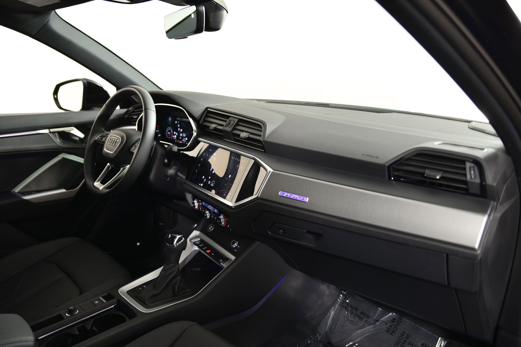 Certified 2025 Audi Q3 2.0T Premium Plus w/ Premium Plus Package image 19