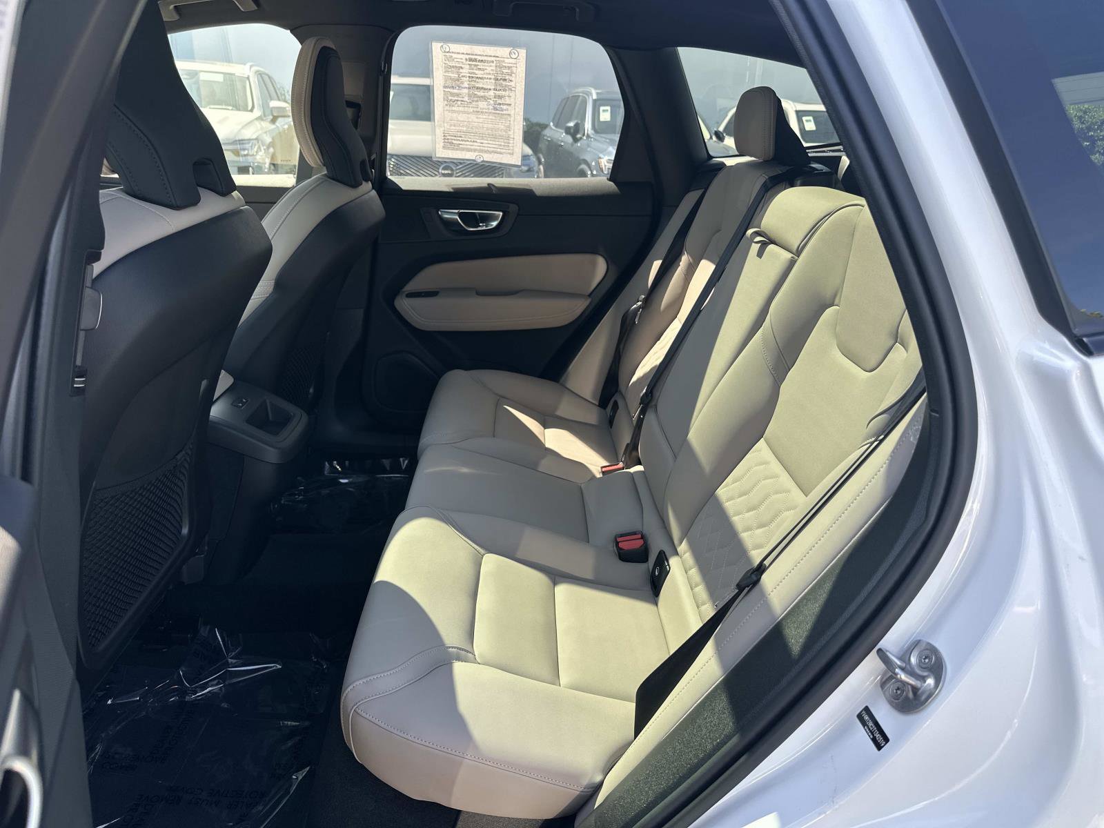 Certified 2026 Volvo XC60 B5 Plus w/ Protection Package Premier image 21