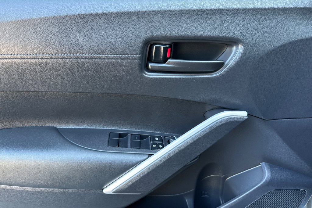 Certified 2025 Toyota Corolla Cross AWD Hybrid image 10