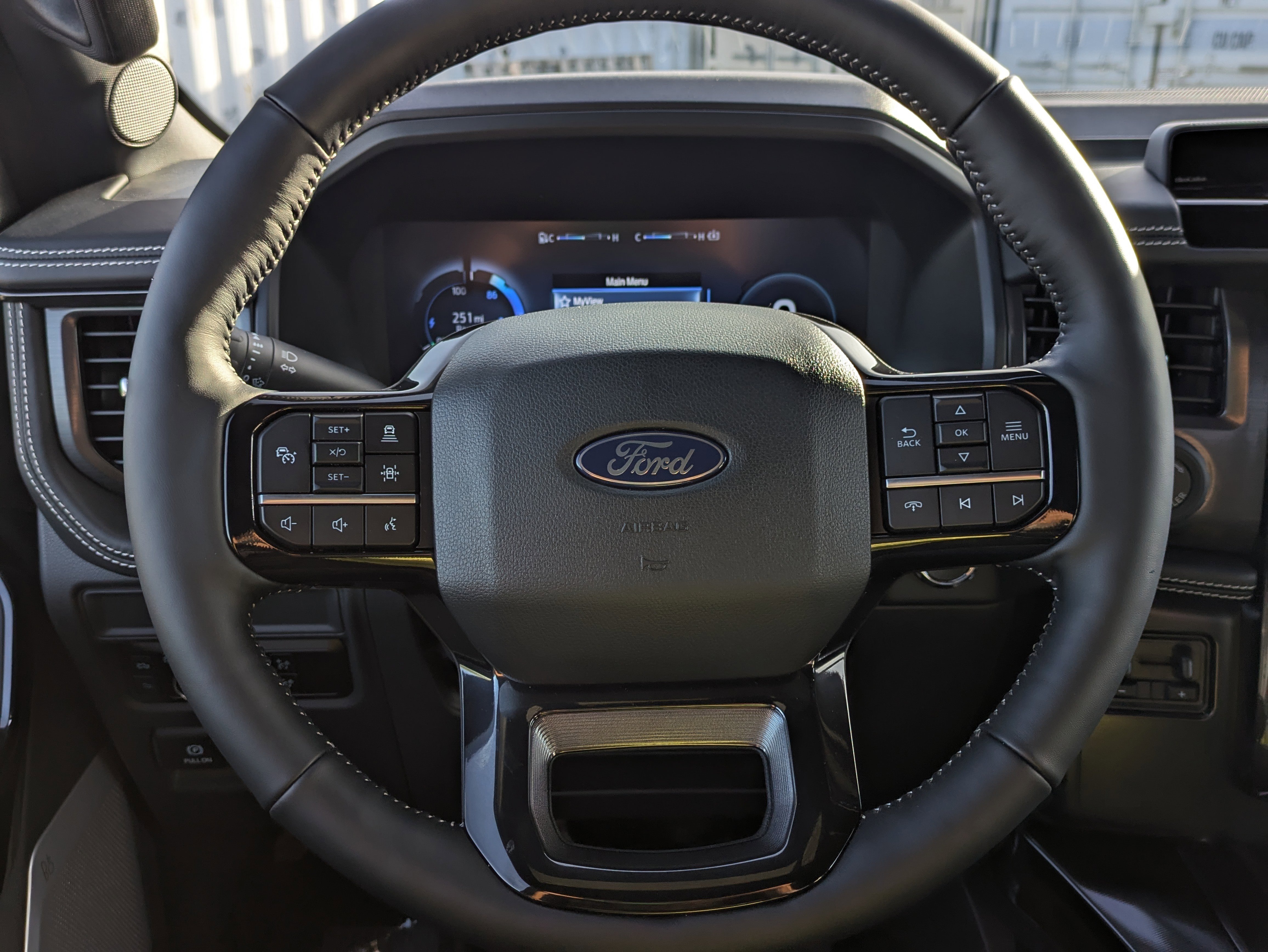 New 2025 Ford F150 Lightning Platinum image 29