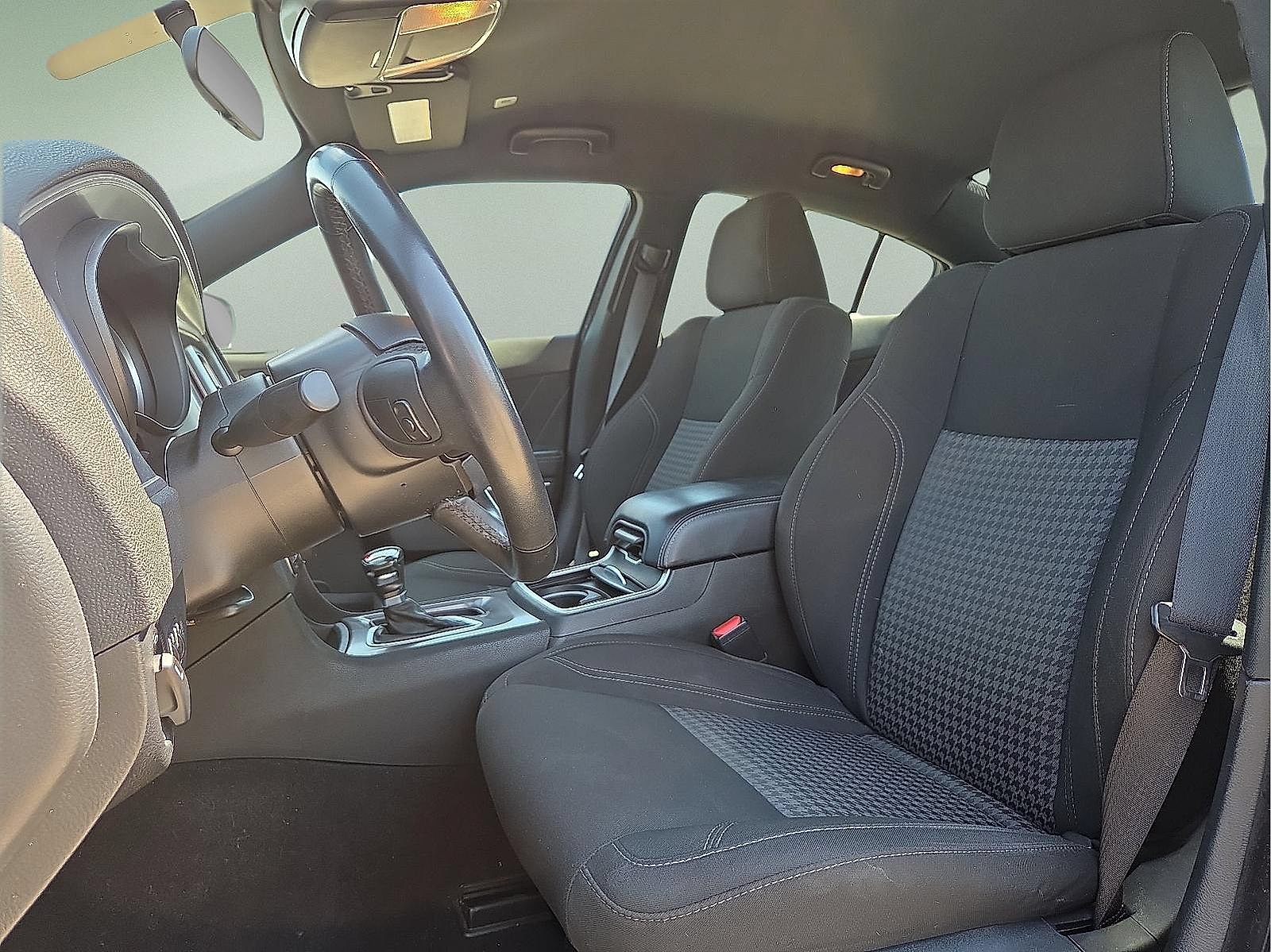 Used 2023 Dodge Charger SXT RWD image 14