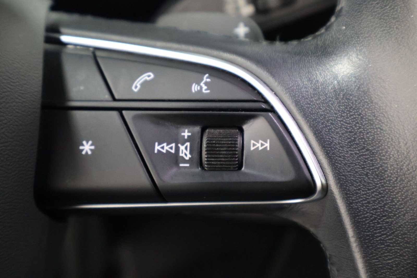 Used 2021 Audi Q7 2.0T Premium AWD/4WD image 25