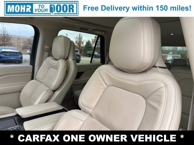 Used 2019 Lincoln Navigator Reserve image 11
