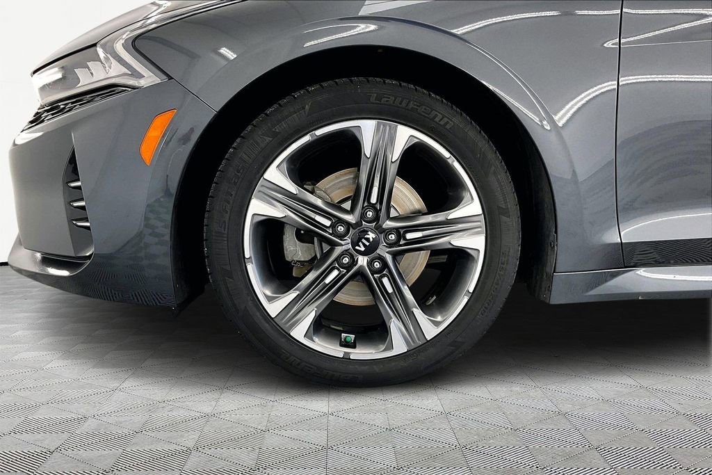 Used 2021 Kia K5 EX image 9
