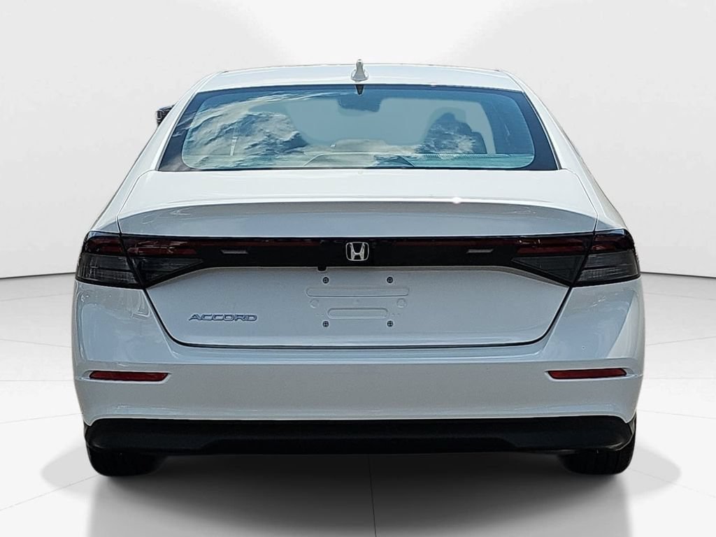 Used 2024 Honda Accord EX image 7