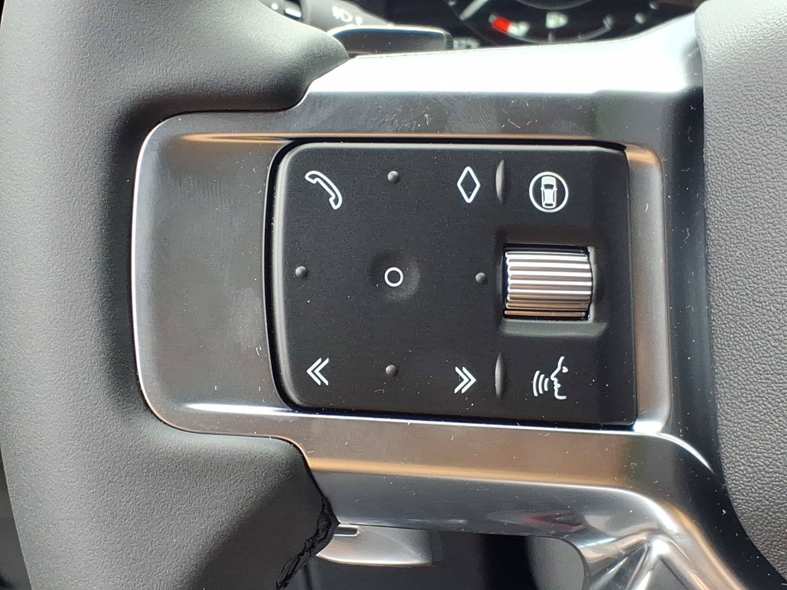 New 2026 Land Rover Discovery Dynamic SE AWD/4WD image 16