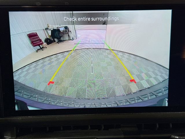 Used 2024 Jeep Wrangler Willys image 13