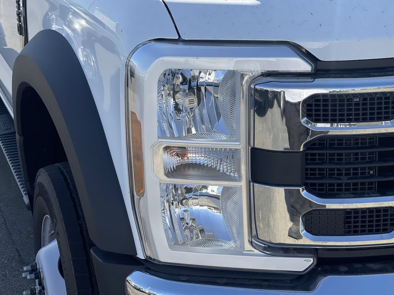 New 2026 Ford F550 2WD Crew Cab Super Duty image 7
