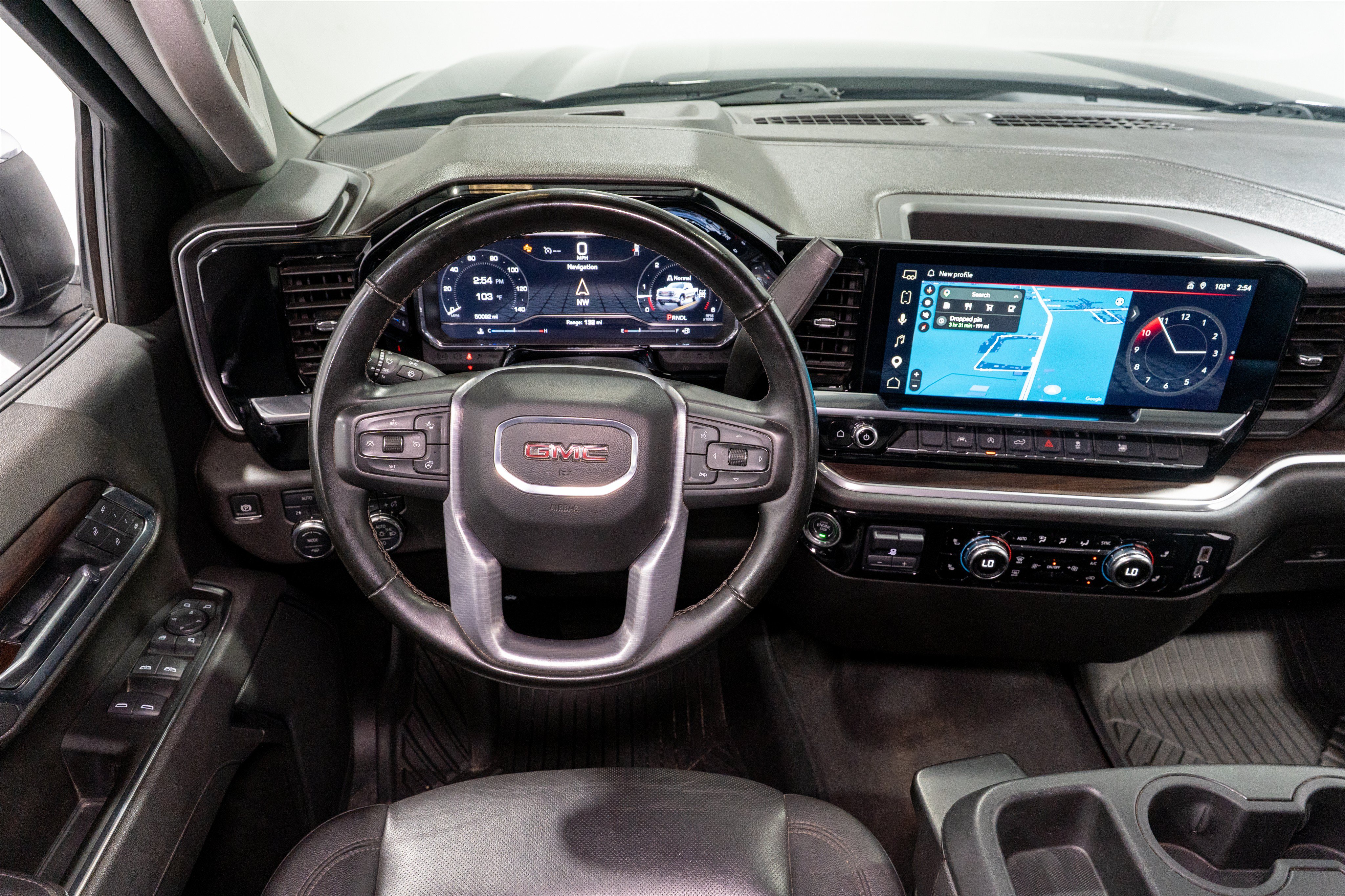Used 2025 GMC Sierra 1500 SLT AWD/4WD image 12
