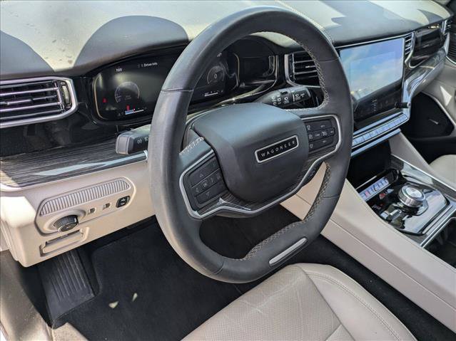 Used 2022 Jeep Wagoneer Series II w/ Premium Group I AWD/4WD image 10