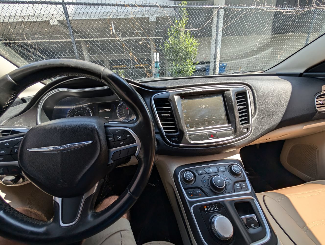 Used 2015 Chrysler 200 Limited w/ Convenience Group FWD image 21