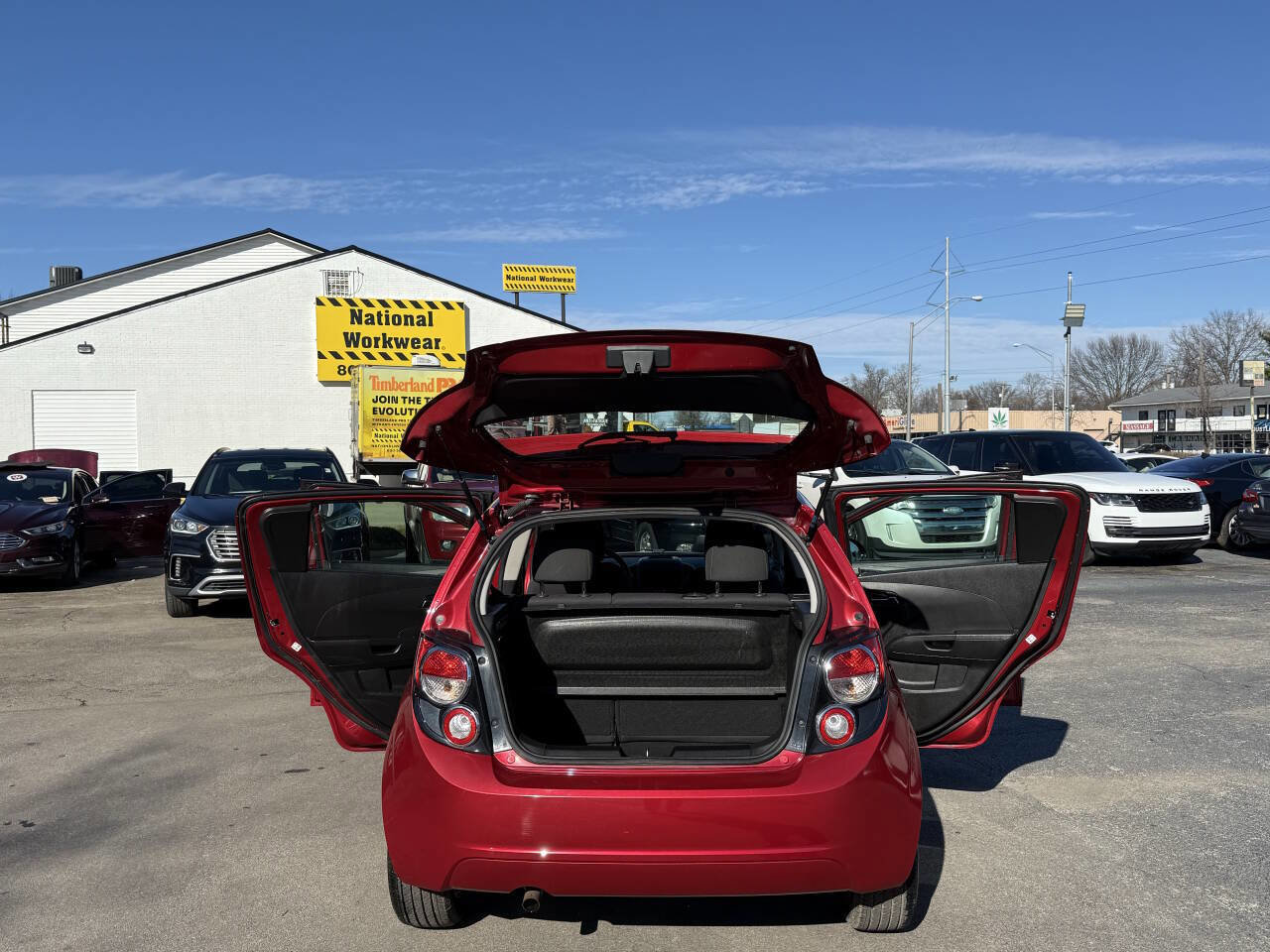 Used 2015 Chevrolet Sonic LT w/ Fun and Sun Package image 25