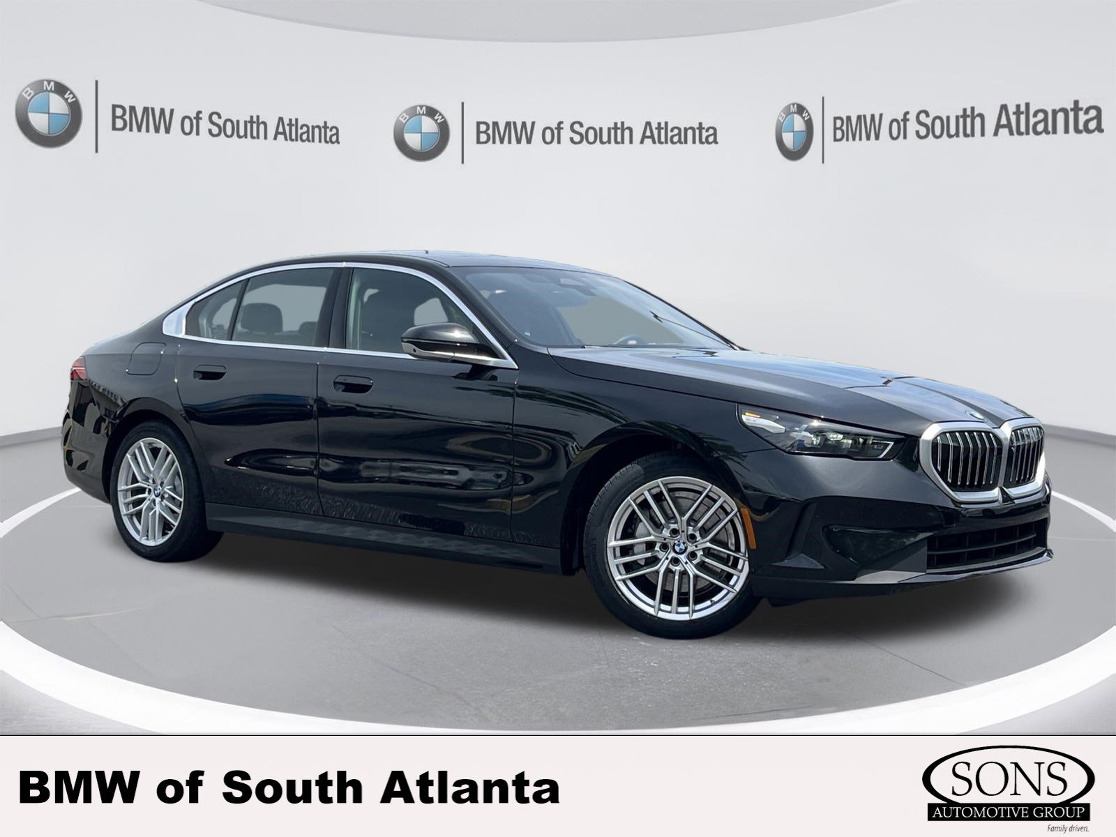 Certified 2025 BMW 530i RWD image 1