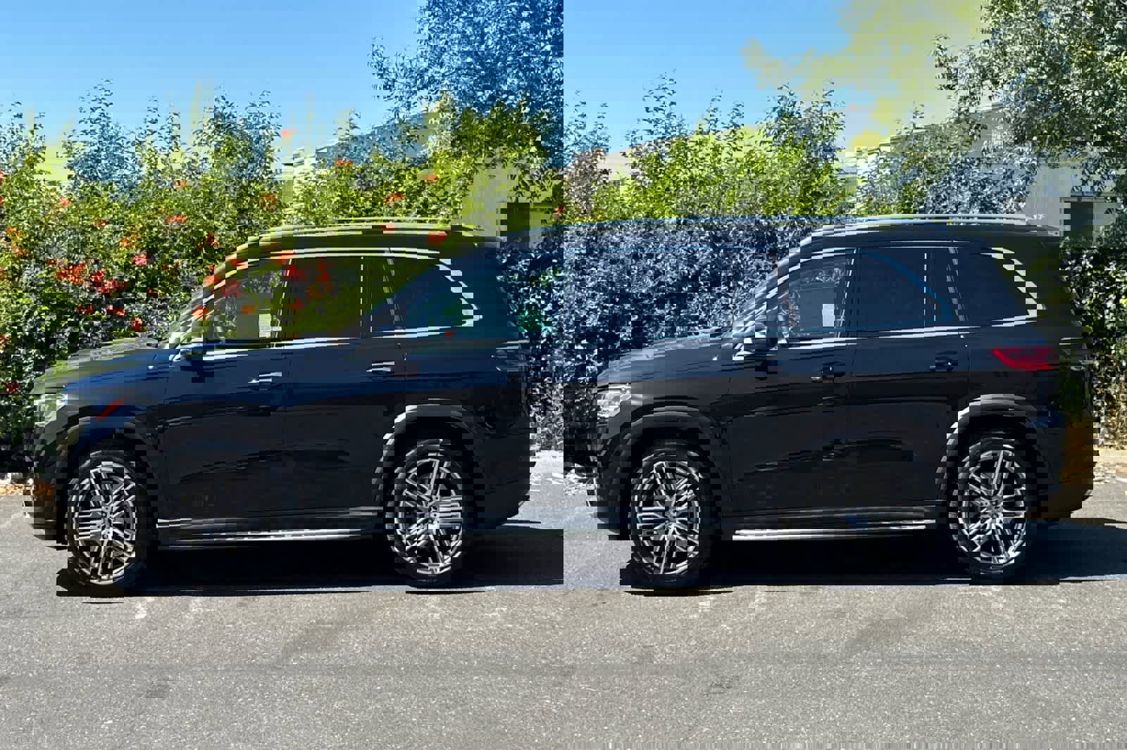 New 2025 Mercedes-Benz GLS 450 4MATIC image 6