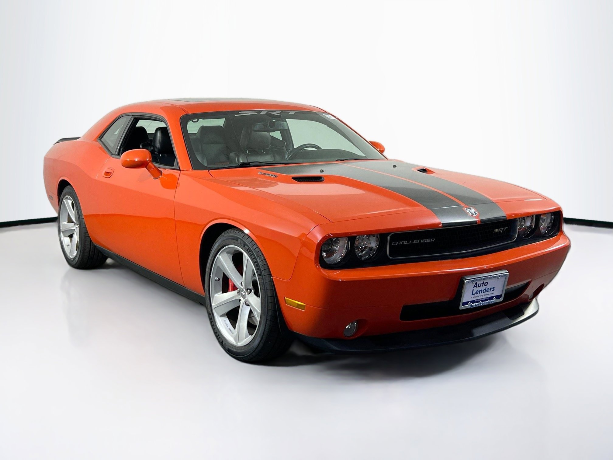 Used 2009 Dodge Challenger SRT8 RWD image 3