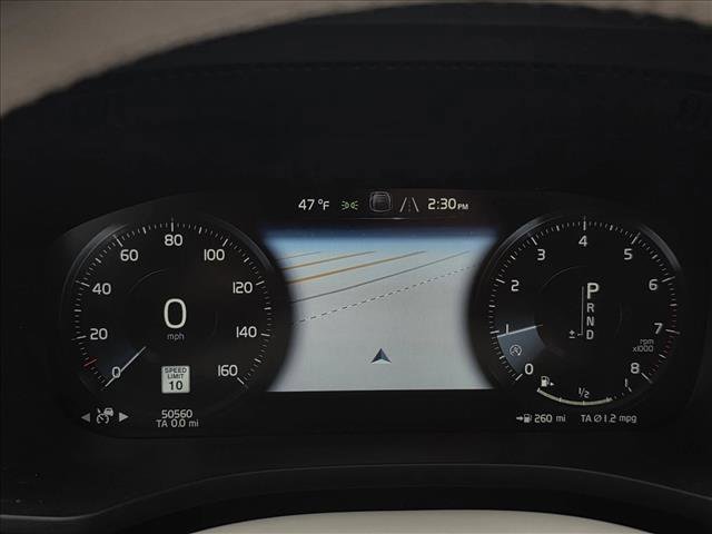 Used 2018 Volvo XC60 T6 Momentum w/ Convenience Package image 20