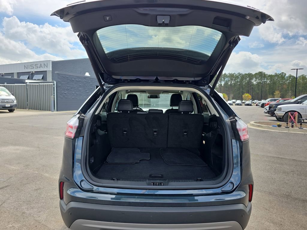 Used 2023 Ford Edge SEL w/ Convenience Package image 16