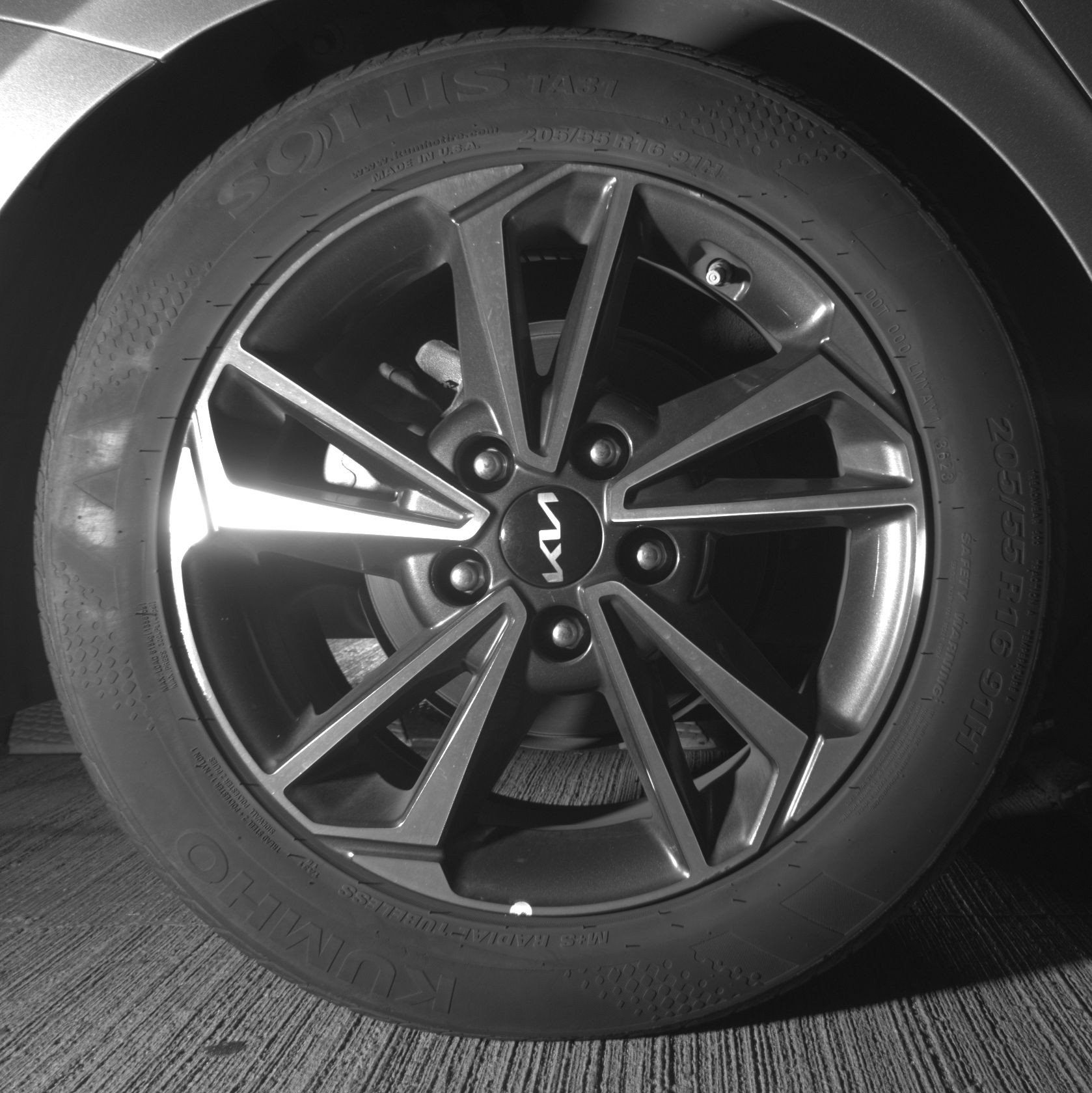 Used 2024 Kia Forte LXS FWD image 15