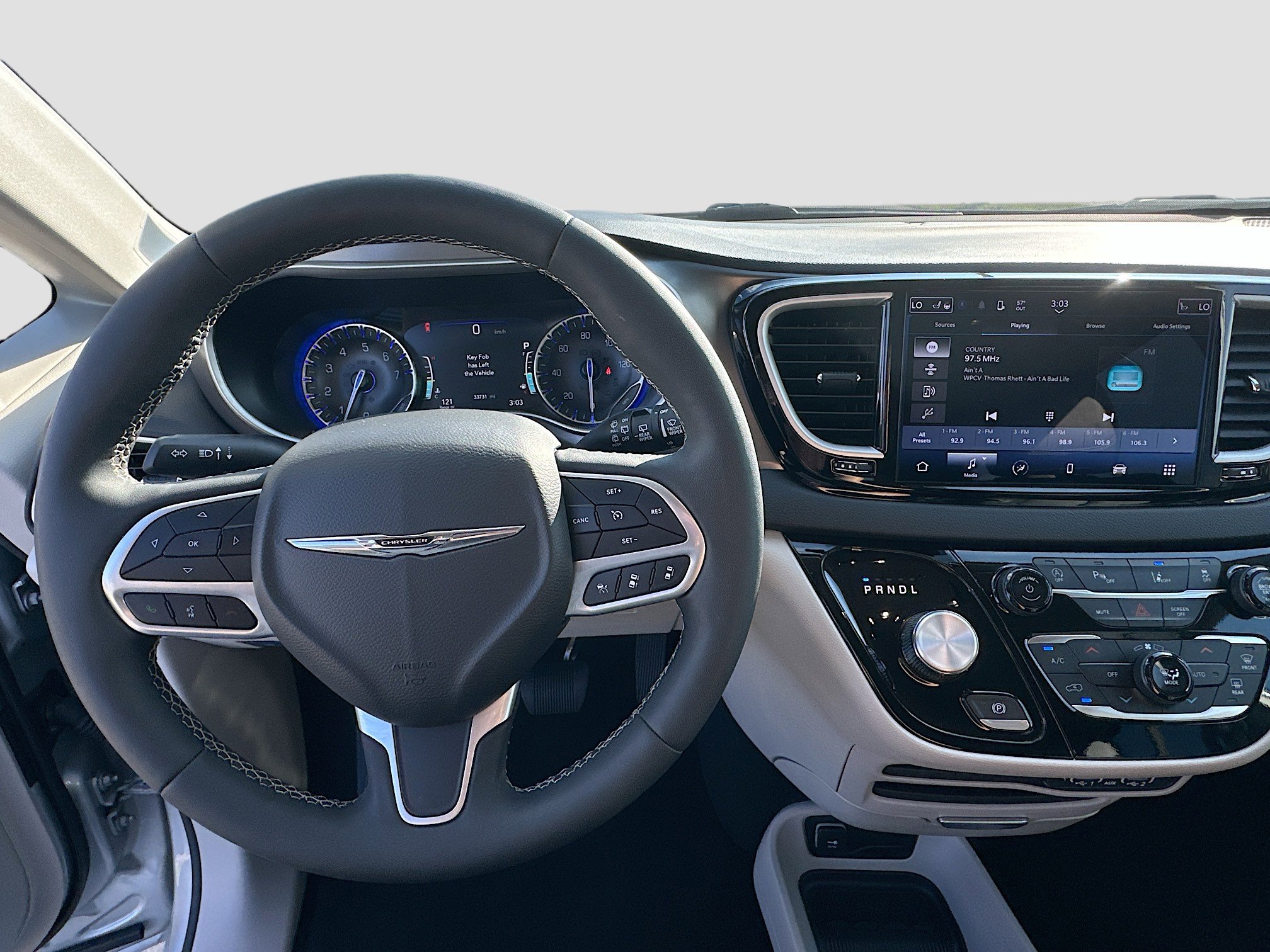 Used 2024 Chrysler Pacifica Touring-L image 11