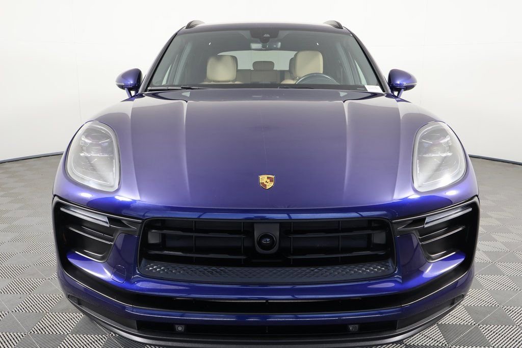 Used 2024 Porsche Macan AWD/4WD image 2