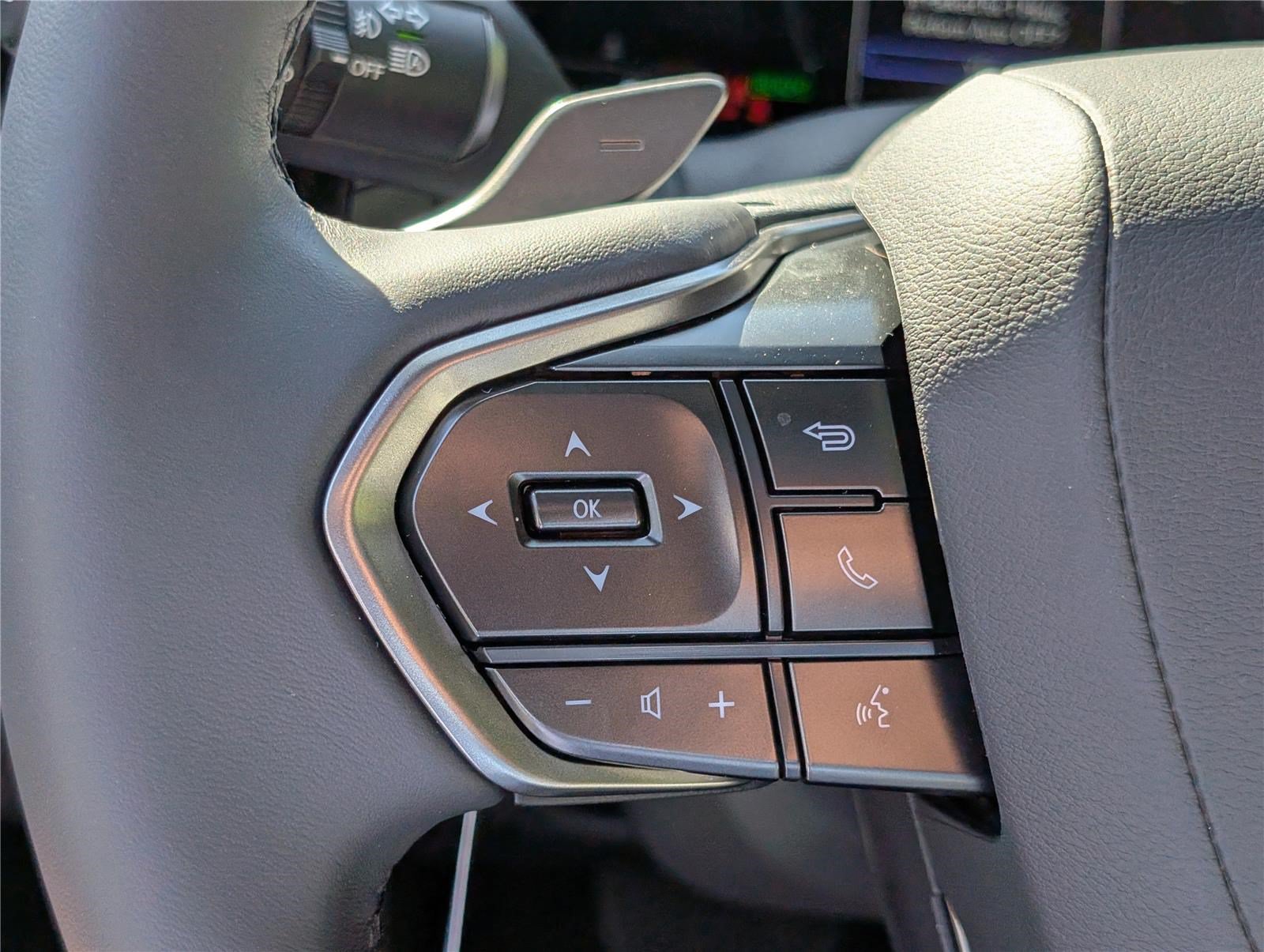New 2026 Lexus RX 350h AWD/4WD image 18
