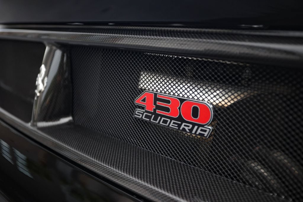 Used 2009 Ferrari F430 Scuderia RWD image 18