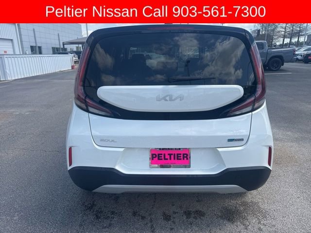 Used 2025 Kia Soul EX image 4