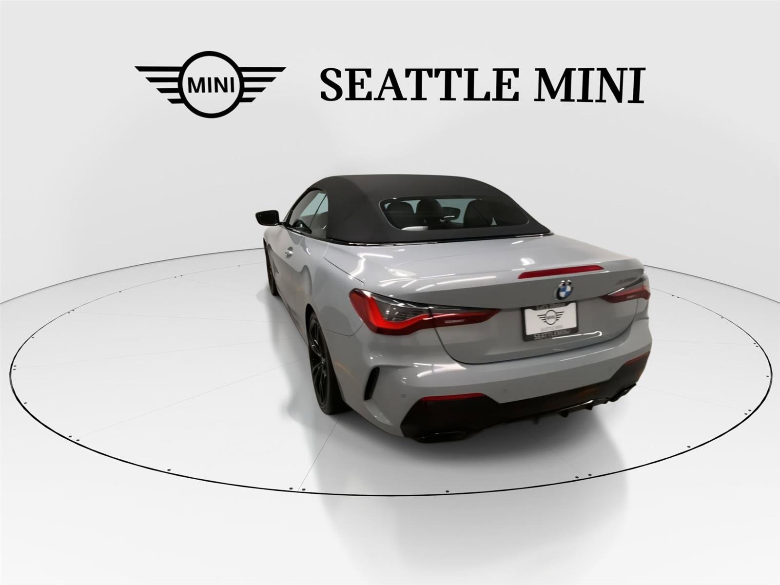 Used 2022 BMW M440i Convertible w/ Premium Package RWD image 9