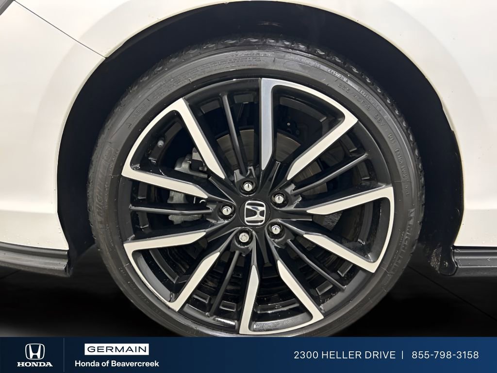 Used 2023 Honda Accord Touring image 18