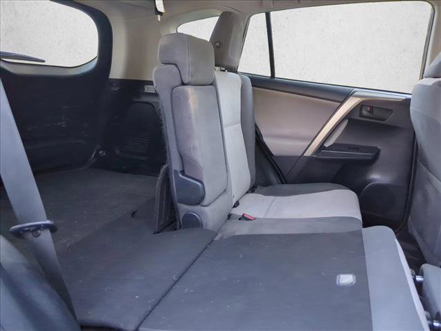 Used 2014 Toyota RAV4 LE FWD image 23