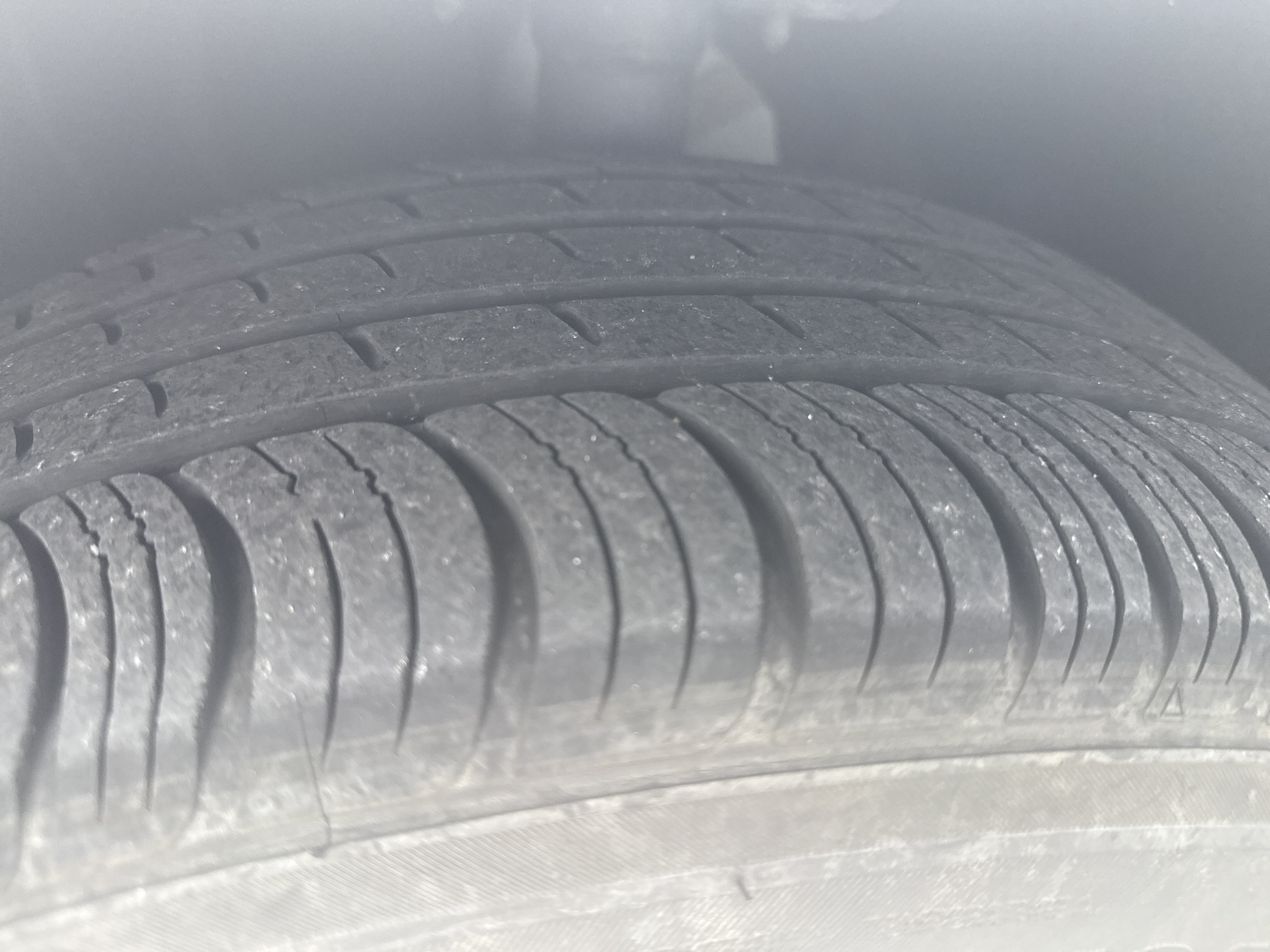 Used 2024 Chrysler Pacifica Touring-L FWD image 10