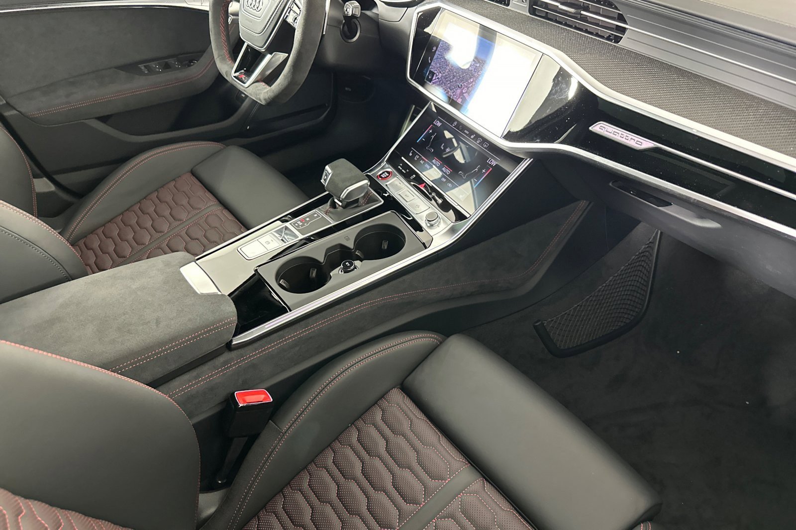 New 2026 Audi RS 6 performance image 15