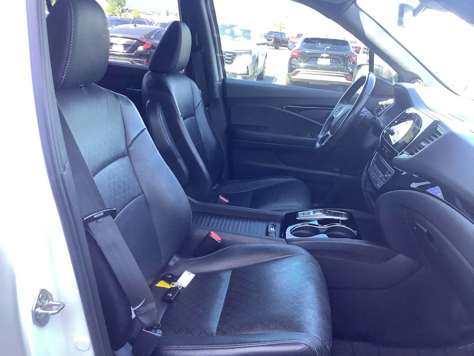 Certified 2019 Honda Passport Touring image 15
