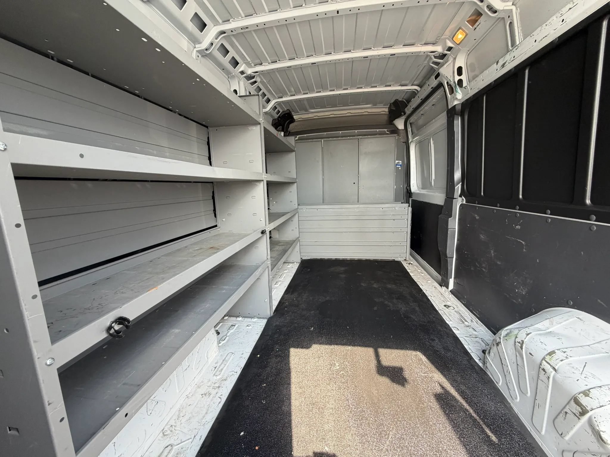 Used 2023 RAM ProMaster 2500 FWD image 9