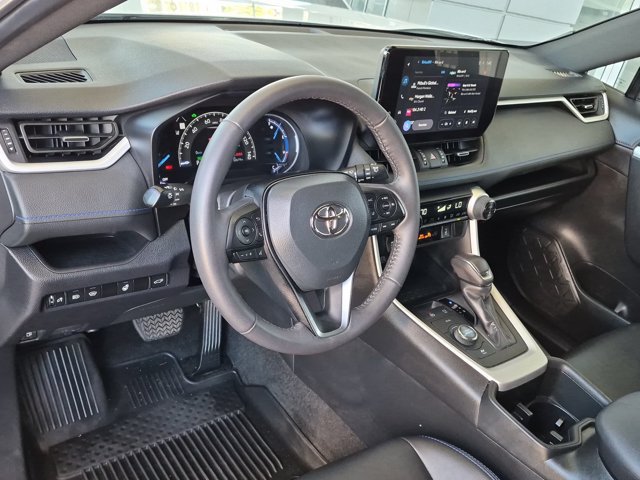 Used 2024 Toyota RAV4 XSE w/ Weather Package AWD/4WD image 17