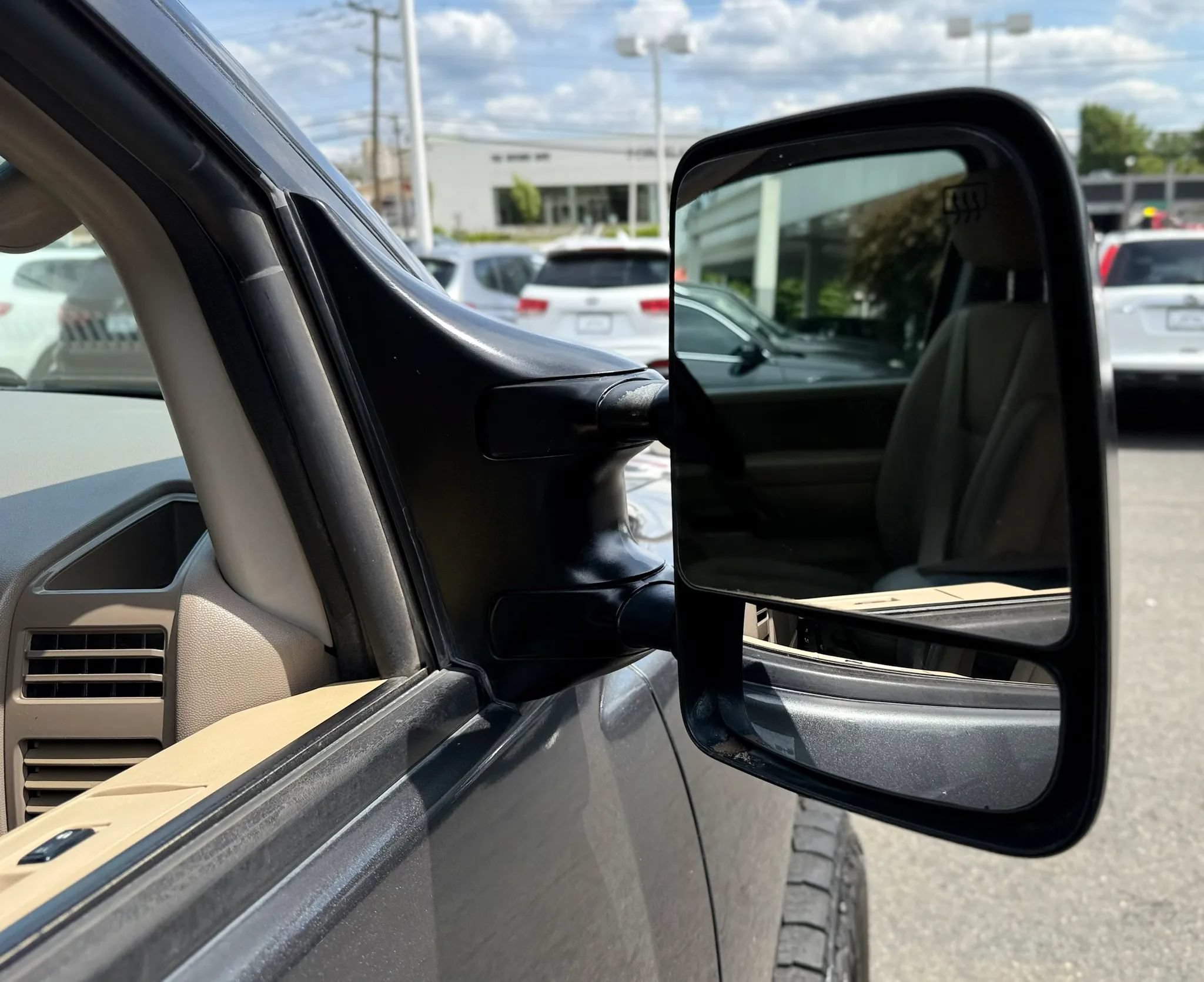 Used 2008 Nissan Titan SE AWD/4WD image 39