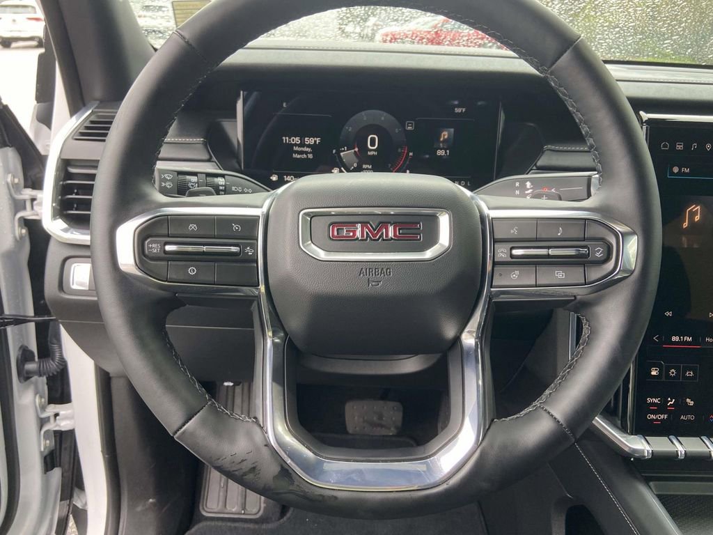 Used 2025 GMC Acadia Elevation FWD image 21