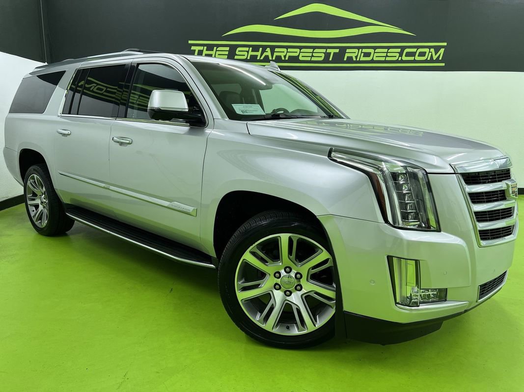 Used 2017 Cadillac Escalade ESV Luxury AWD/4WD image 1