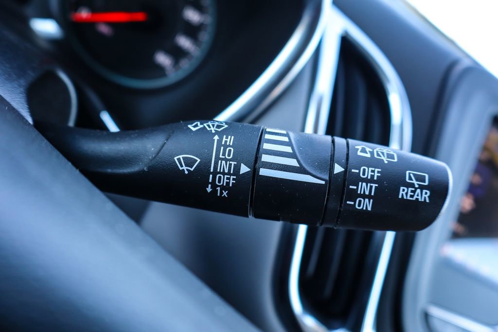 Used 2024 Chevrolet Equinox LT image 24