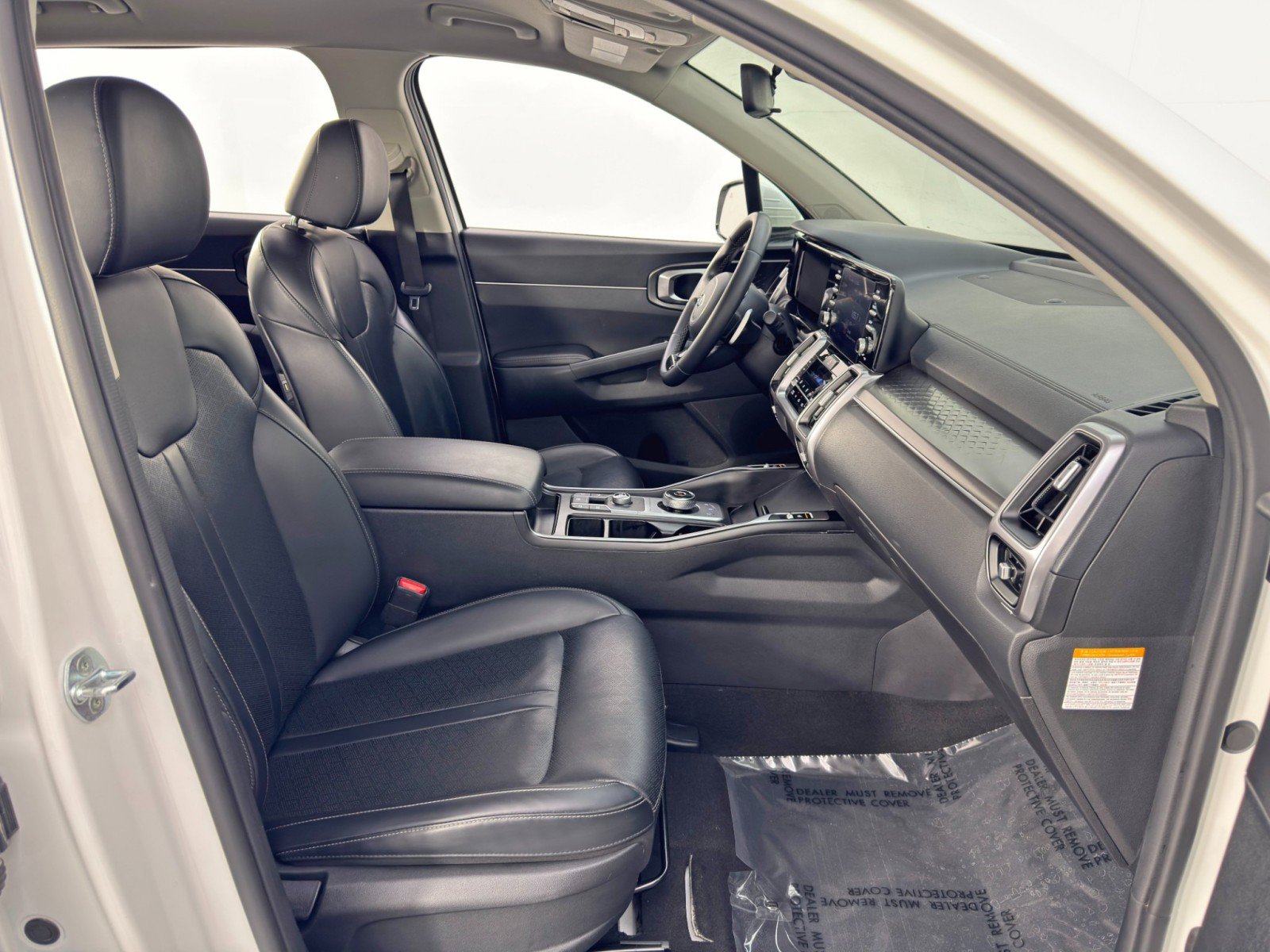 Used 2021 Kia Sorento S image 14