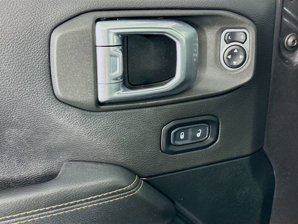 Used 2021 Jeep Wrangler Unlimited Sahara image 19