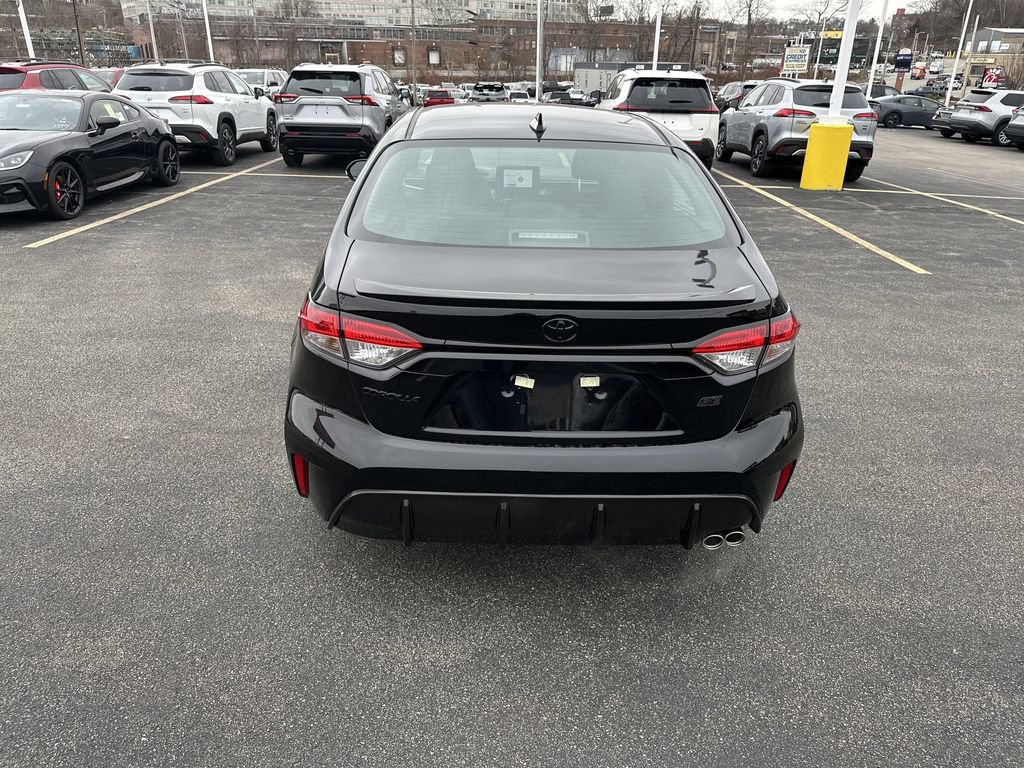 New 2026 Toyota Corolla SE FWD image 4