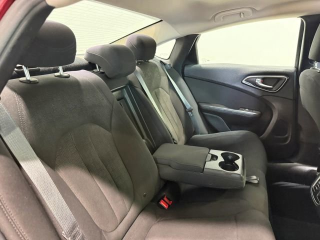 Used 2015 Chrysler 200 Limited w/ Convenience Group FWD image 31