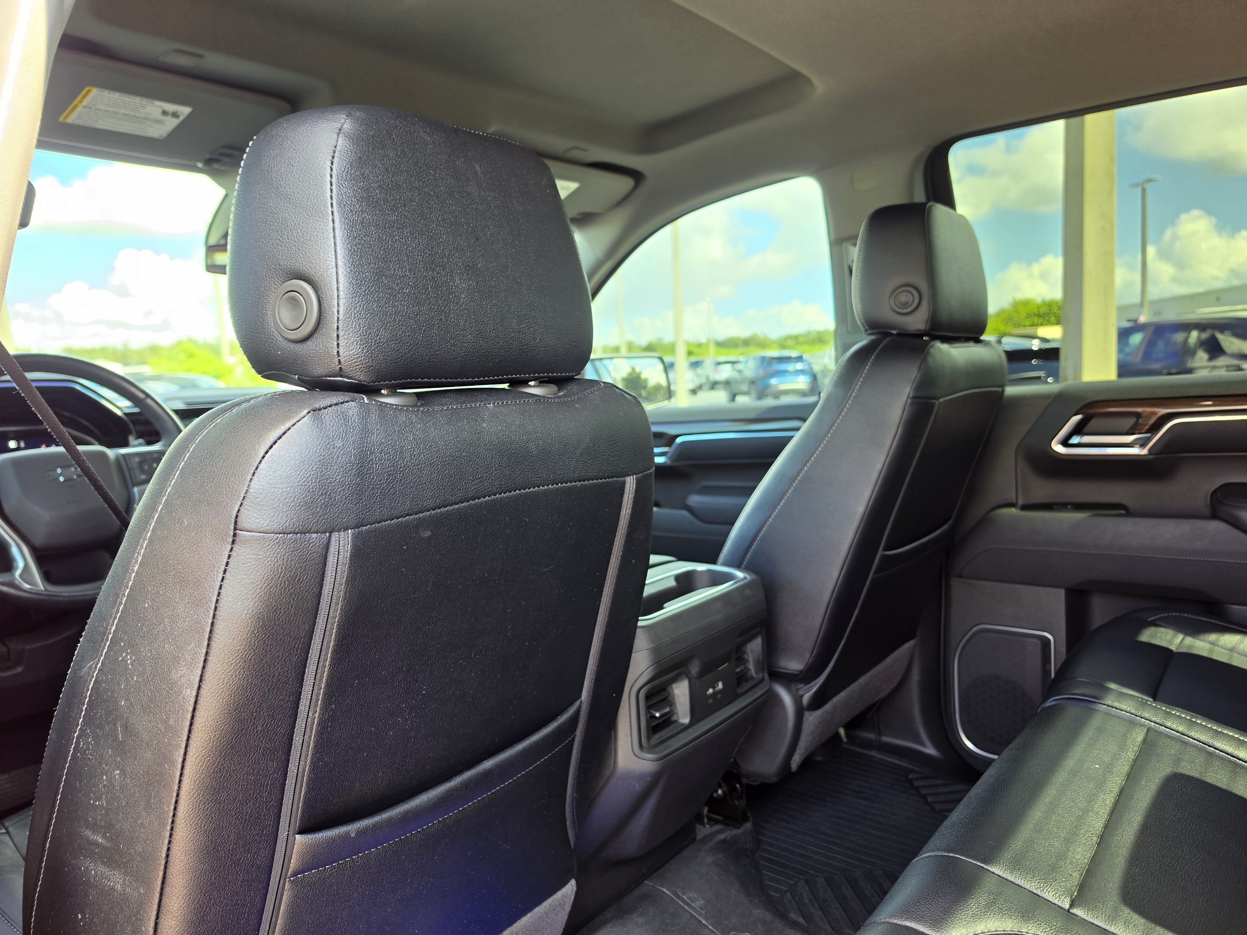 Used 2023 Chevrolet Silverado 1500 LT Trail Boss w/ Protection Package AWD/4WD image 11