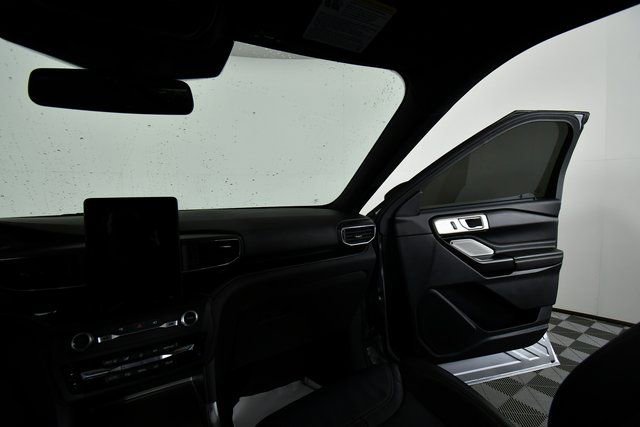 Used 2020 Ford Explorer ST w/ Premium Technology Package image 20