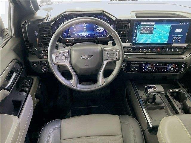 Used 2025 Chevrolet Silverado 1500 ZR2 w/ Technology Package AWD/4WD image 27