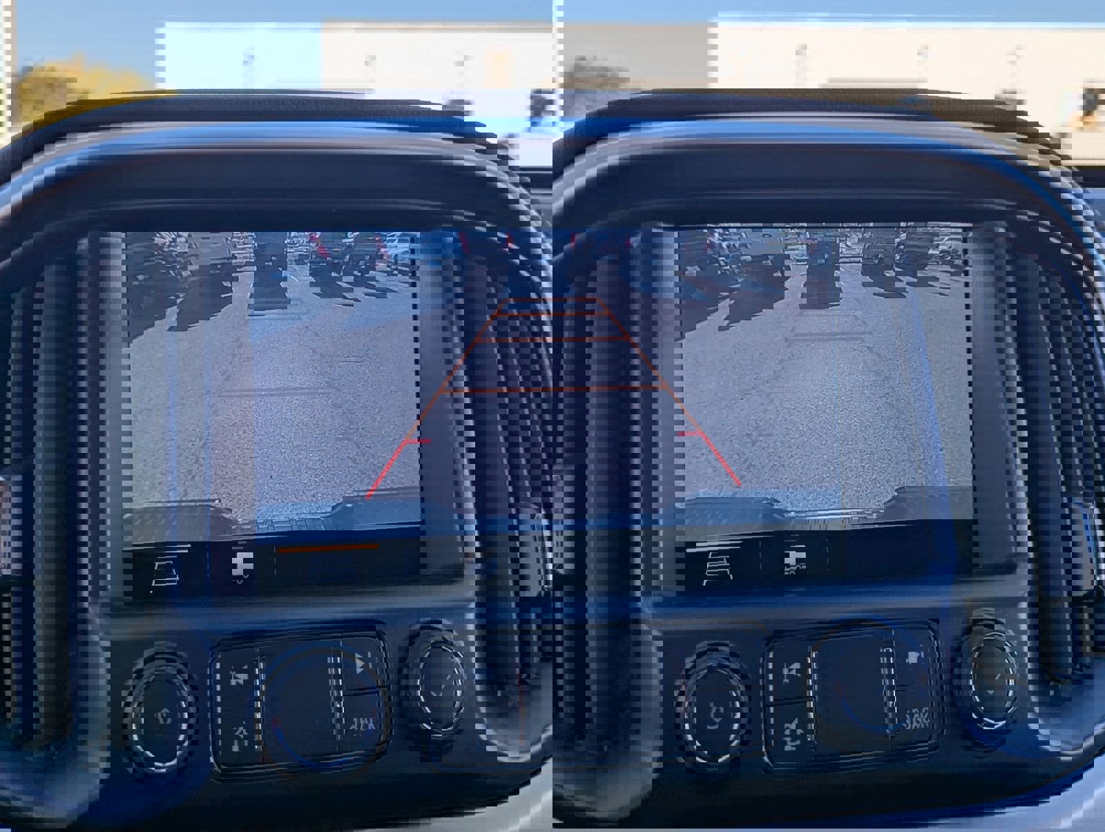 Used 2022 Chevrolet Colorado ZR2 image 24