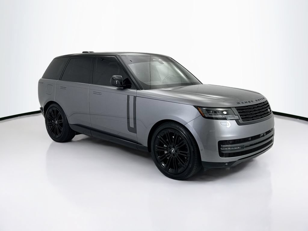 Certified 2025 Land Rover Range Rover SE AWD/4WD image 3